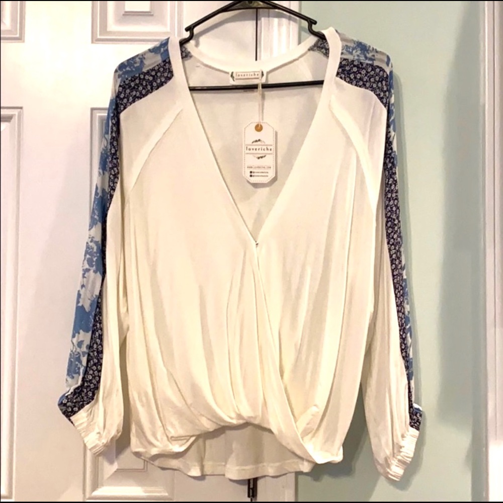 Small Loveriche tunic new with tags
